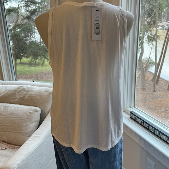 Amour Vert Jillian 100% Organic White Cotton Tank, Large - Picture 6 of 10